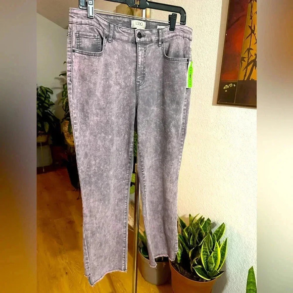 LOGO by Lori Goldstein mid rise straight jeans women’s size 12 - Picture 1 of 11